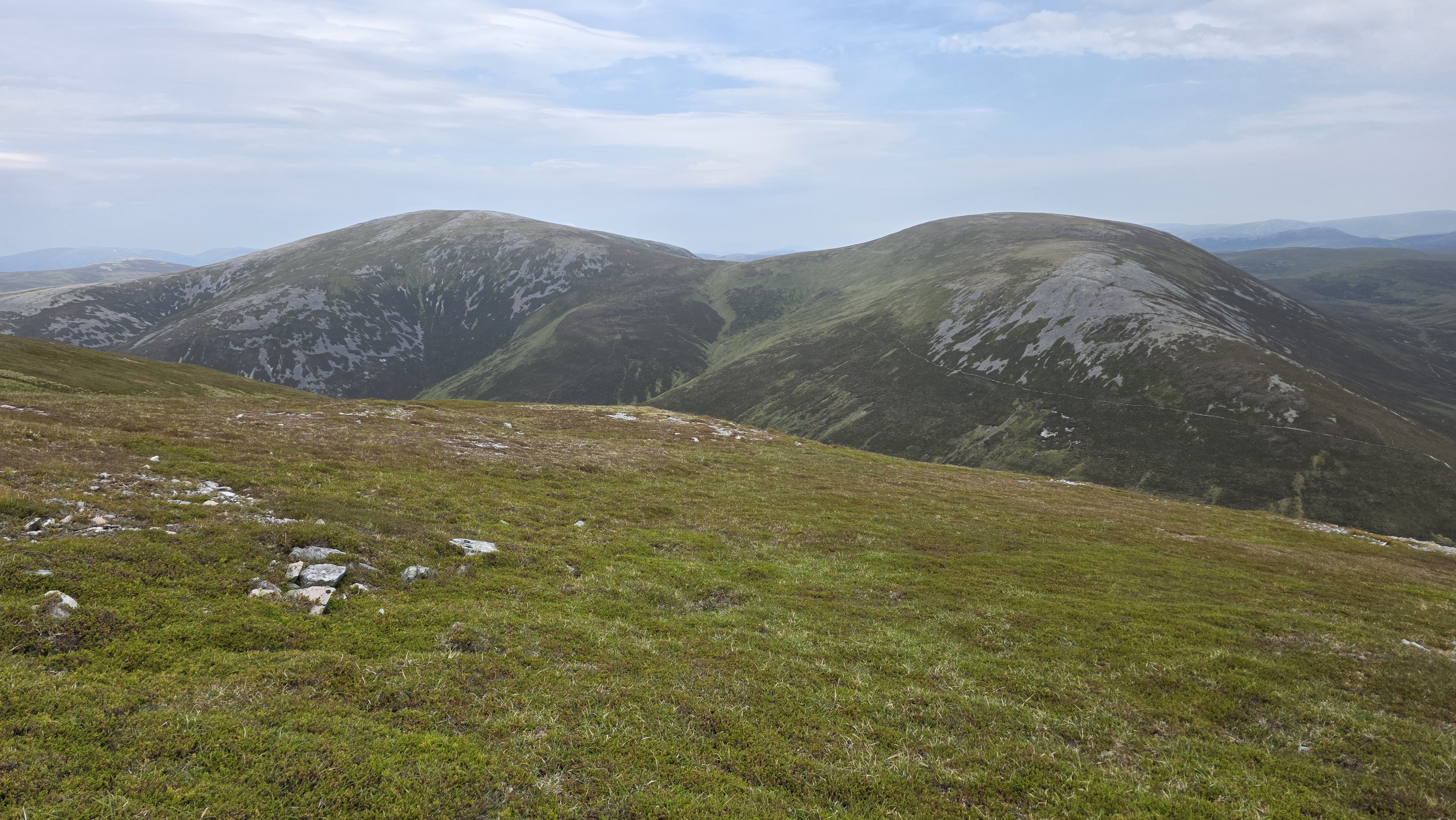 Approaching Càrn an Rìgh